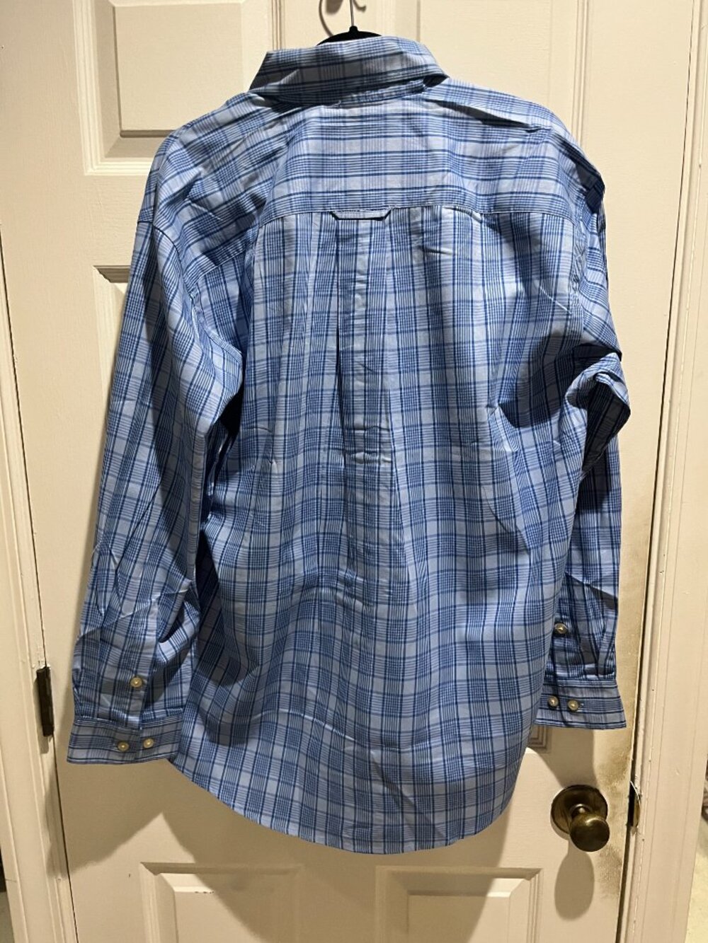 Orvis blue button down Large - Picture 2 of 6